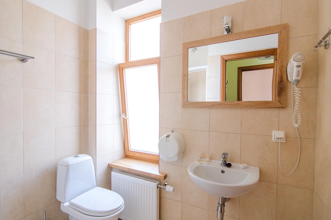 Helmi Hotel Ainaži Екстериор снимка